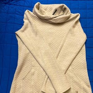 NWOT KUHL ATHENA™ PULLOVER in Medium